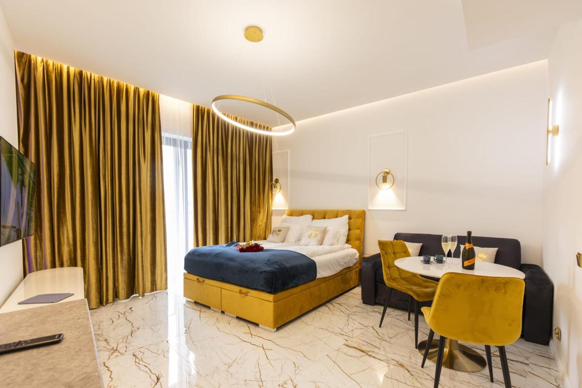 Apartment Hanza Tower King 2 &
