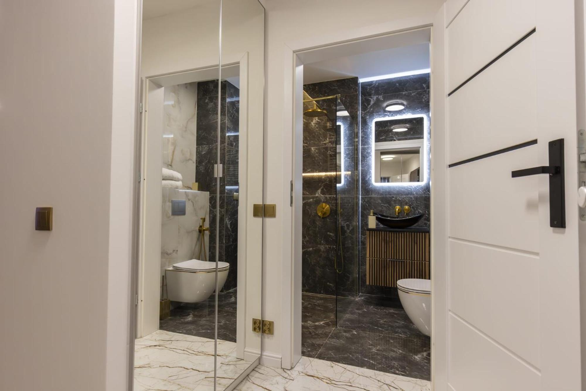 Hanza Tower White 24 & Jacussi & Pool Apartment Szczecin